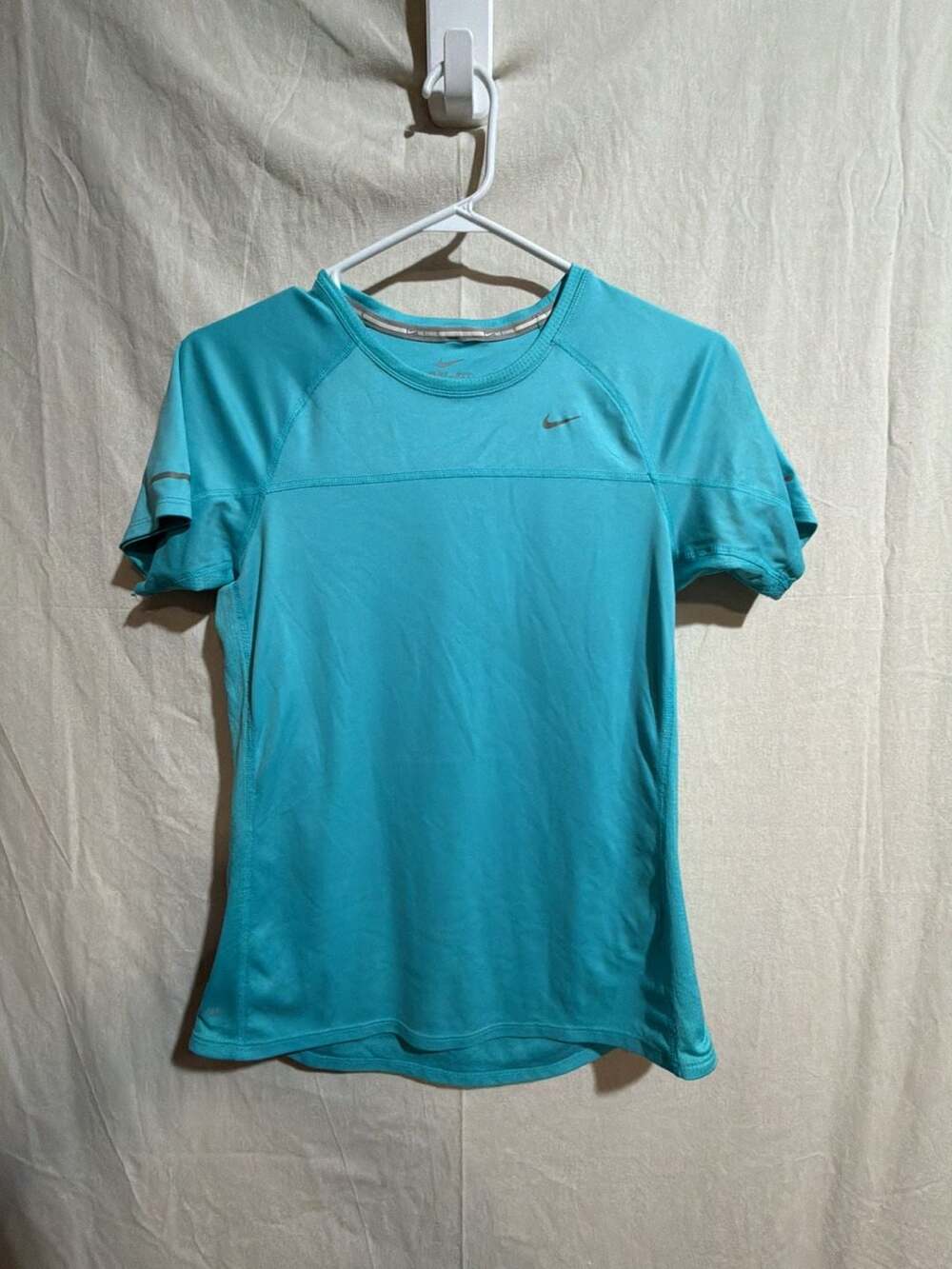 Nike Dri-Fit Women's Athletic Short Sleeve Running Shirt Blue Size M